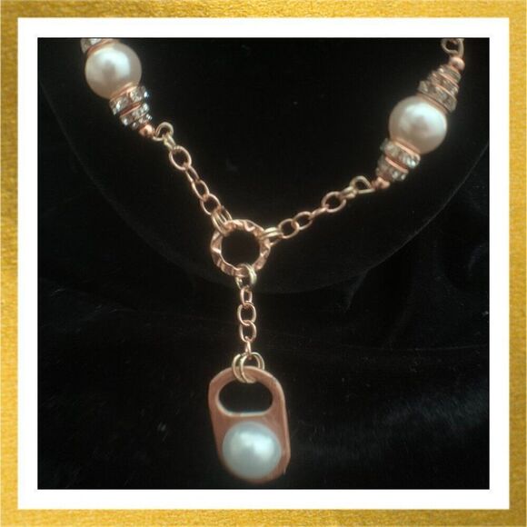 Upcycled HAND CRAFTED Pearl & Rhinestone CAN TAB Pendant NECKLACE Beaded - Picture 2 of 2